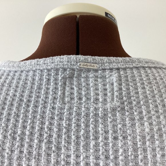Waffle Knit Long Sleeve Crop Top - Picture 7 of 7